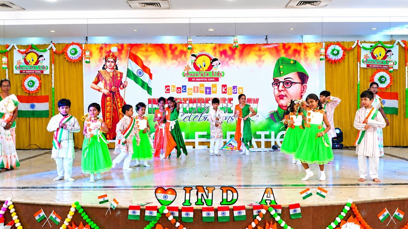 Children performing at the Independence Day celebration